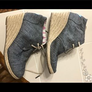 Women’s Toms Wedges